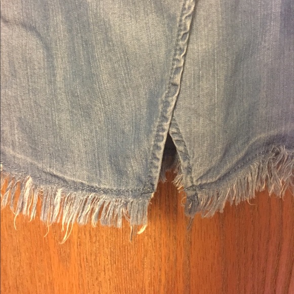 Beachlunchlounge collection denim shirt - Picture 3 of 5